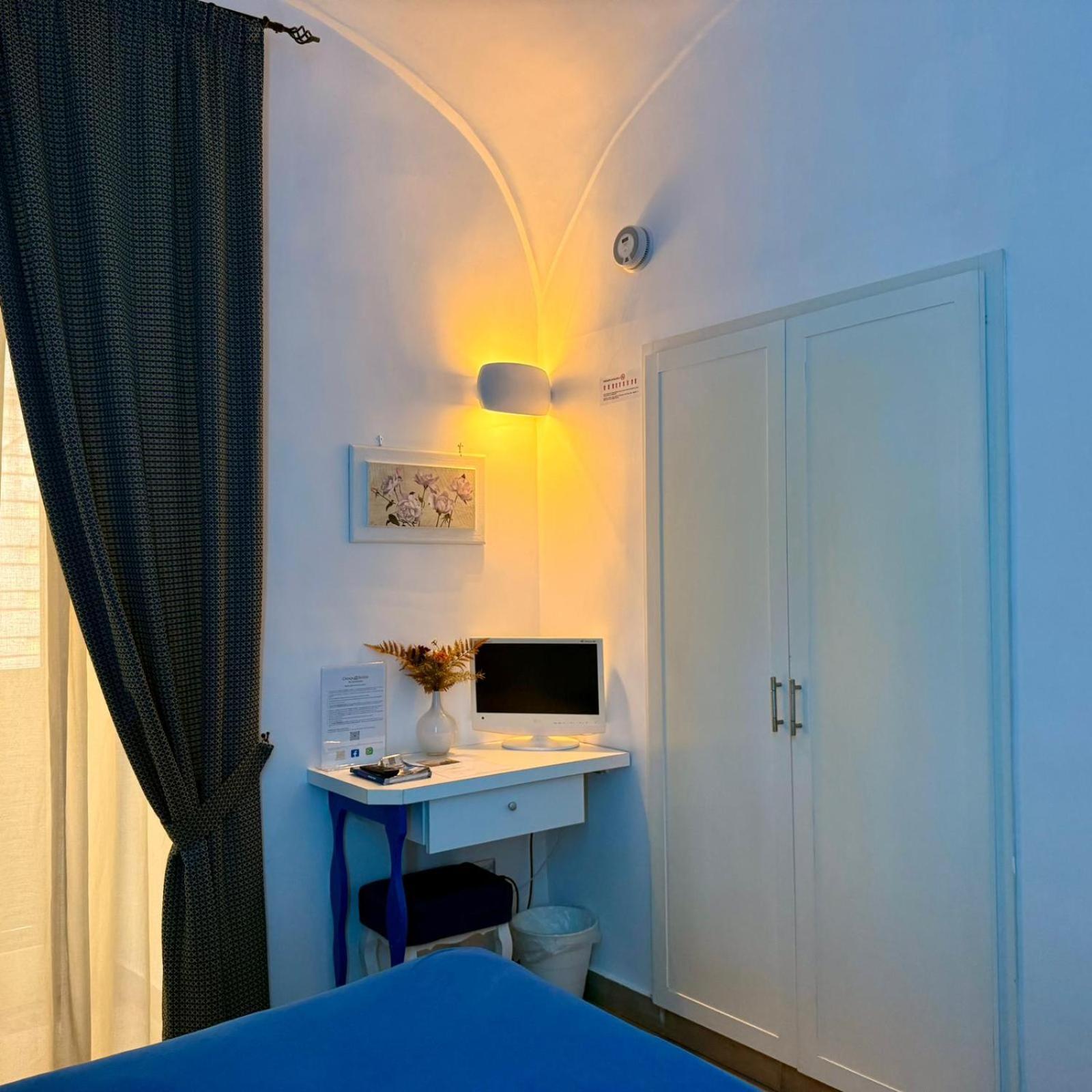 Chiaia Suites เนเปิลส์ ห้อง รูปภาพ