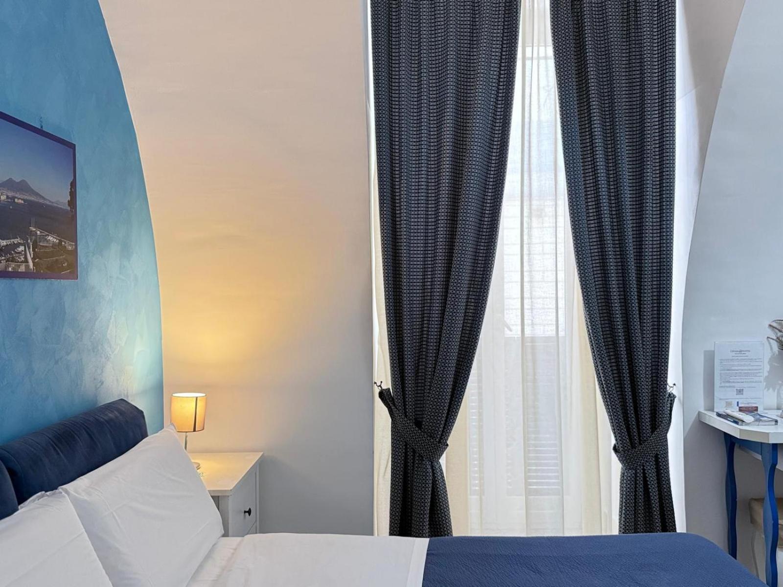 Chiaia Suites เนเปิลส์ ห้อง รูปภาพ